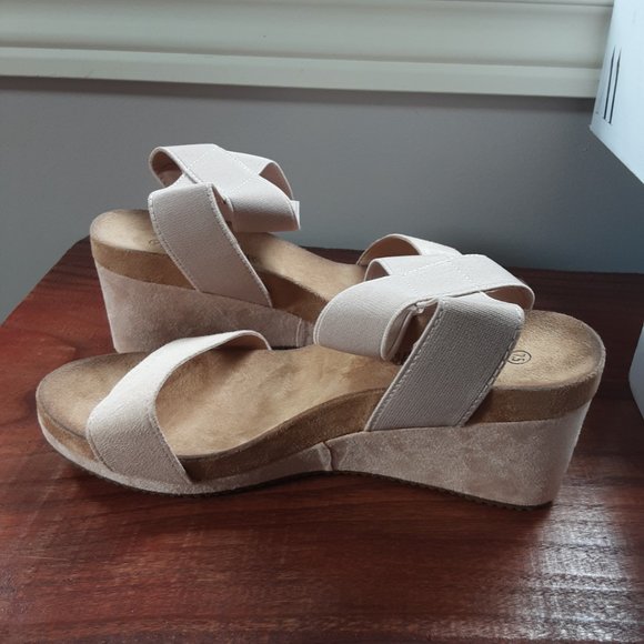 Dream Pairs Women's Light Pink Wedges - Picture 7 of 11